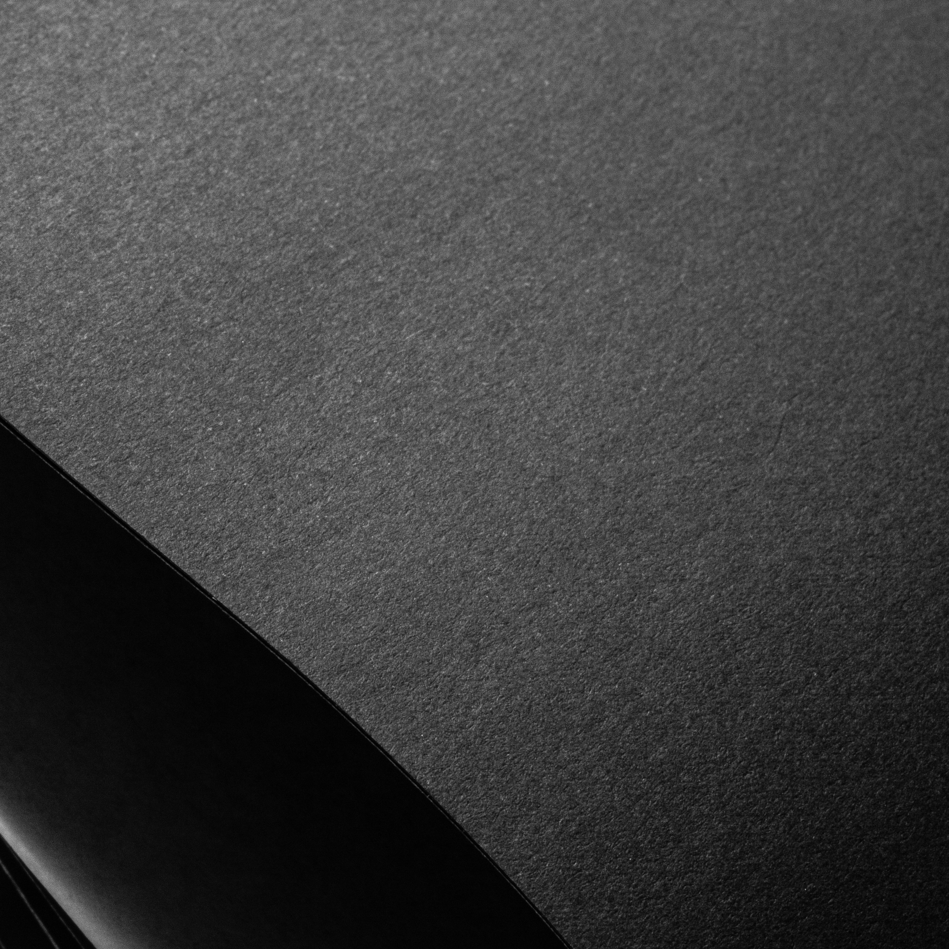 1623b Paperbook - Black Edition
