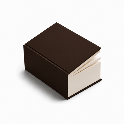 basenotes 0512 notebook in dark brown hardcover with a hand-stitched spine. Features 1024 pages of FSC-certified bulky paper, perfect for daily notes and ideas.